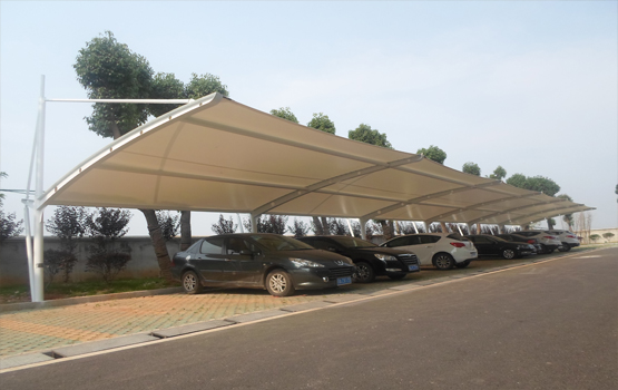 膜結(jié)構(gòu)車(chē)棚