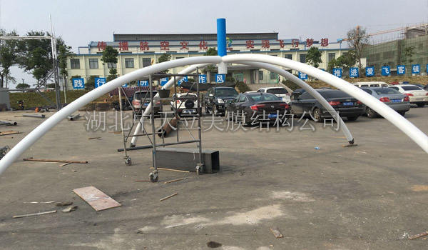 膜結(jié)構(gòu)大門施工照