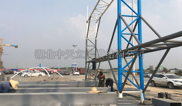 膜結(jié)構(gòu)大門施工照