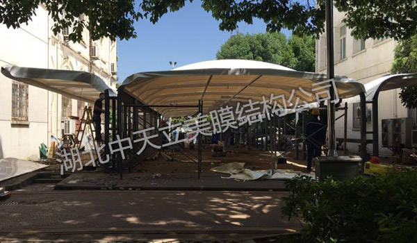 膜結(jié)構(gòu)自行車停車棚