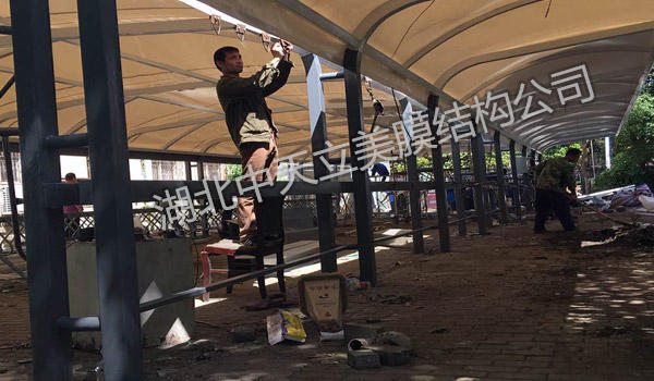 膜結(jié)構(gòu)自行車停車棚