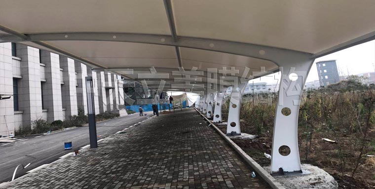 膜結(jié)構(gòu)車棚施工照片