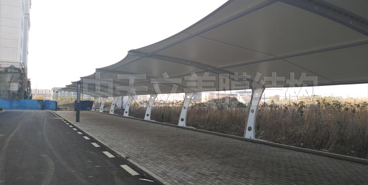 膜結(jié)構(gòu)車棚成品照片