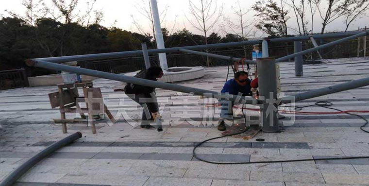 中天立美 -鋼結(jié)構(gòu)組裝