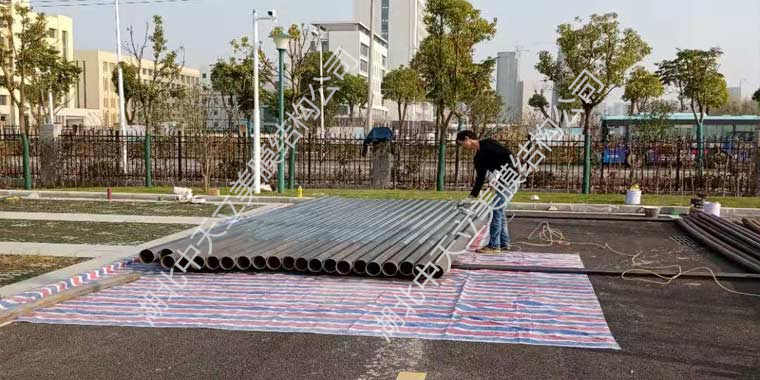 鋼結(jié)構(gòu)進(jìn)場-車棚