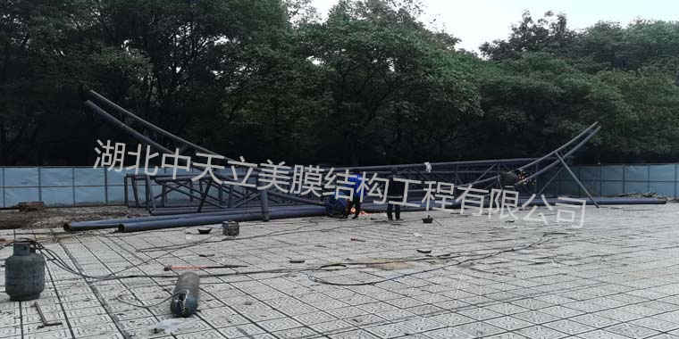 舞臺膜結(jié)構(gòu)施工-中天立美