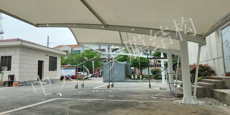 膜結(jié)構(gòu)車(chē)棚廠家